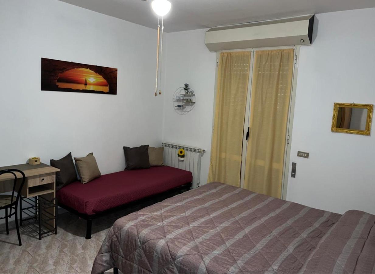 B&B Il Girasole Ortonovo エクステリア 写真
