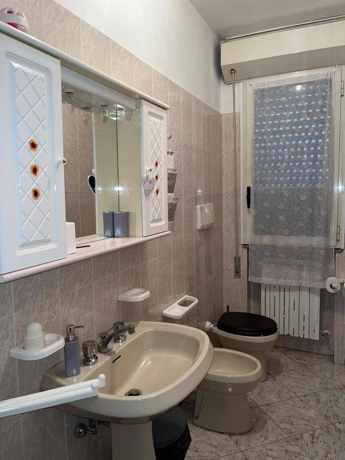 B&B Il Girasole Ortonovo エクステリア 写真