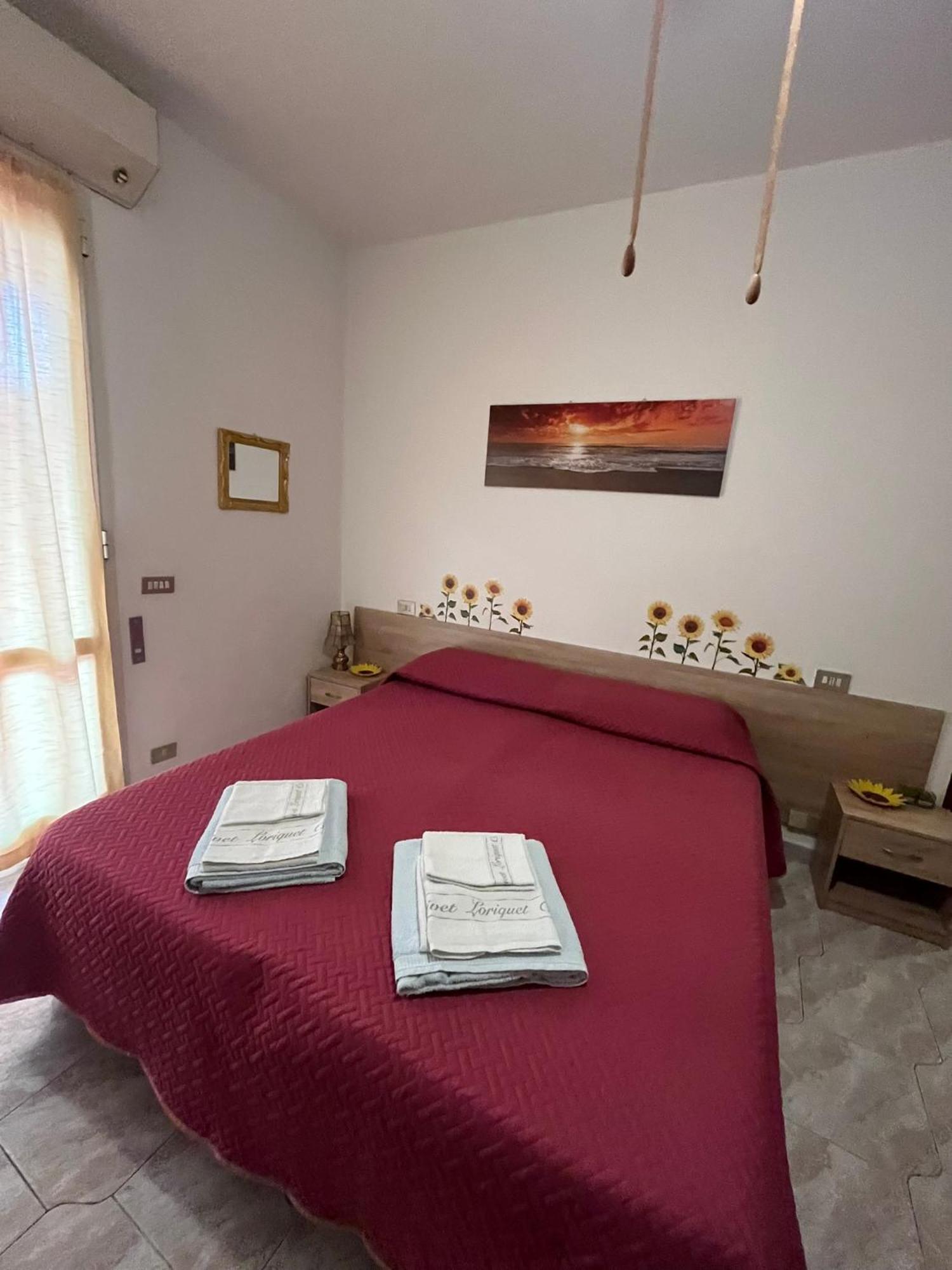 B&B Il Girasole Ortonovo エクステリア 写真
