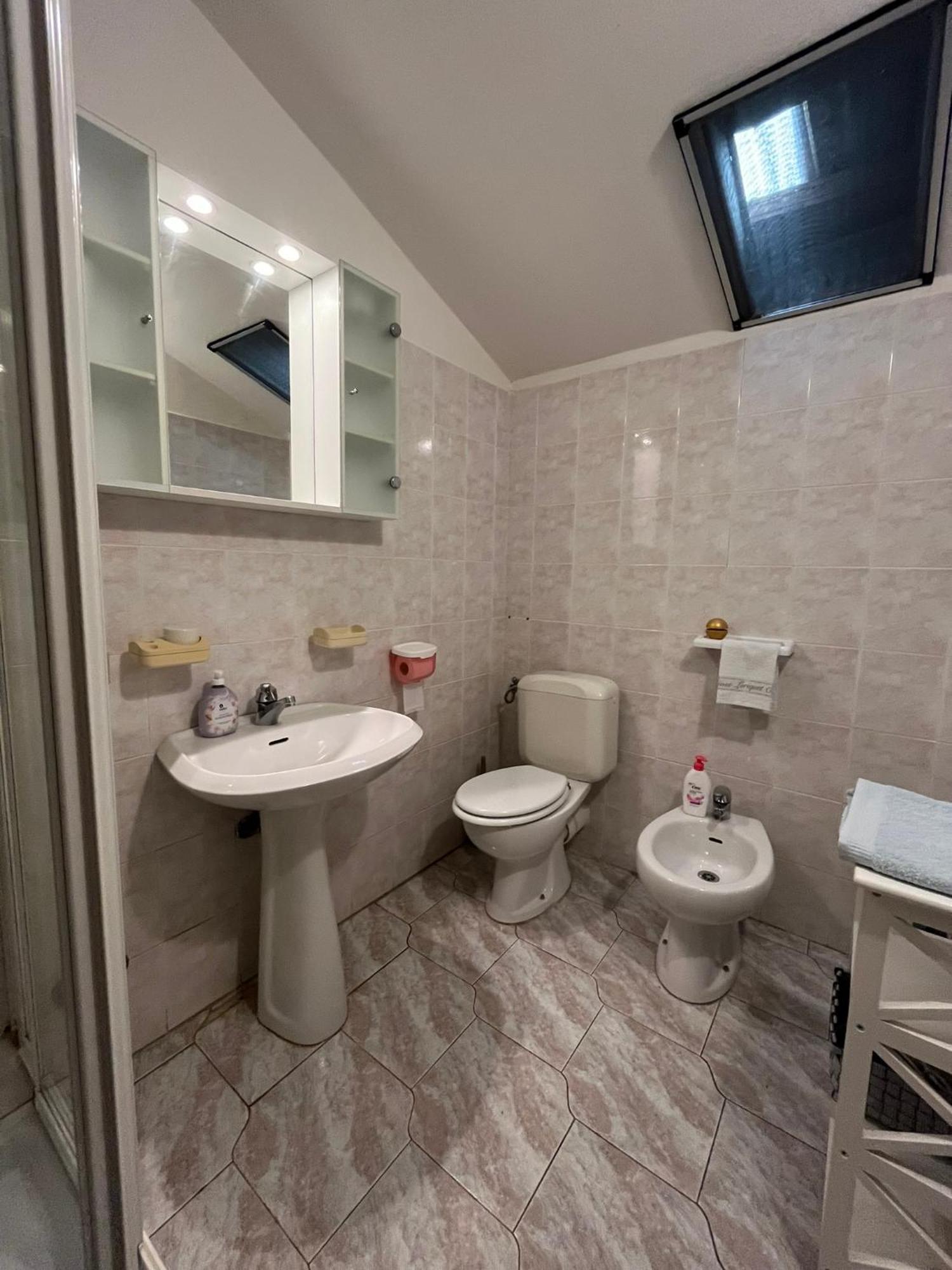 B&B Il Girasole Ortonovo エクステリア 写真